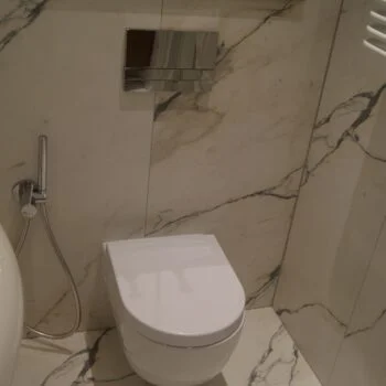 ŚWIAT ŁAZIENEK XXI WIEKU realizacja i asortyment