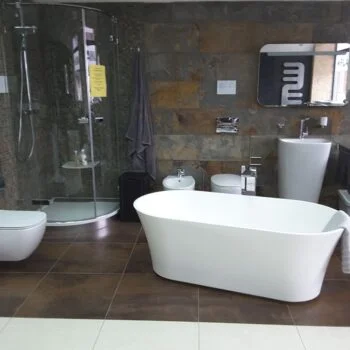 ŚWIAT ŁAZIENEK XXI WIEKU asortyment sklepu