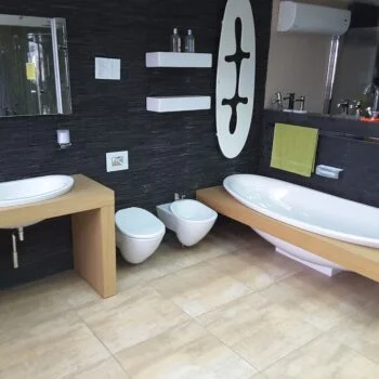 ŚWIAT ŁAZIENEK XXI WIEKU asortyment sklepu