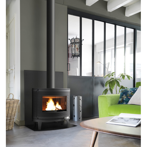 KOMO - Piec wolnostojący KAORI aranżacja