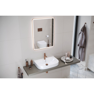 Aranzacja-lazienki-z-wykorzystaniem-lustra-Corido-60x80-miedz